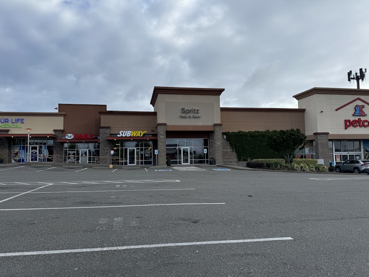 Highland Hill Shopping Center